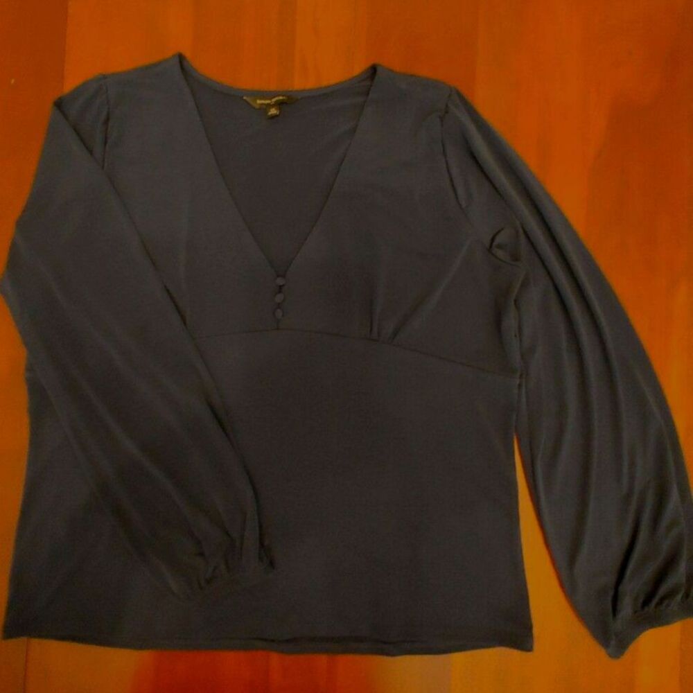 Banana Rep Womens Navy V-Neck Long Sleeve Blouse 3 Button (#438)